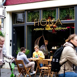 This HoTel Хостел