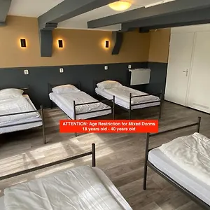 Xplore Хостел